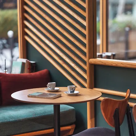 Edgar & Achille Hotel